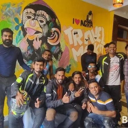 Travel Monkey Hostel Agra  Dış mekan fotoğraf