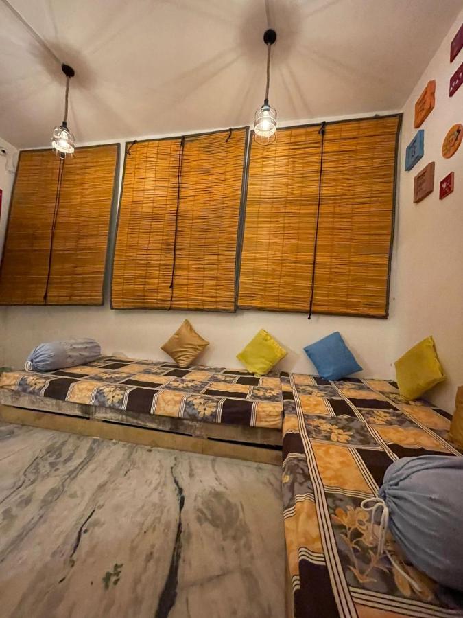 Travel Monkey Hostel Agra  Dış mekan fotoğraf