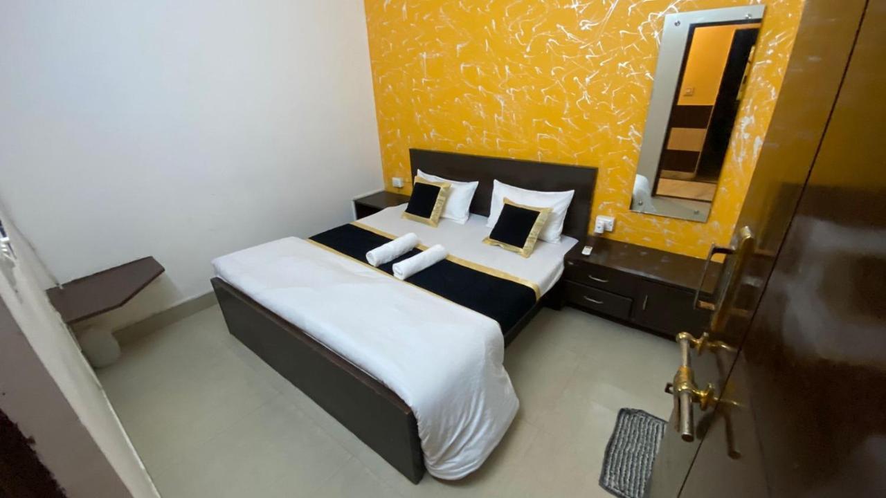 Travel Monkey Hostel Agra  Dış mekan fotoğraf