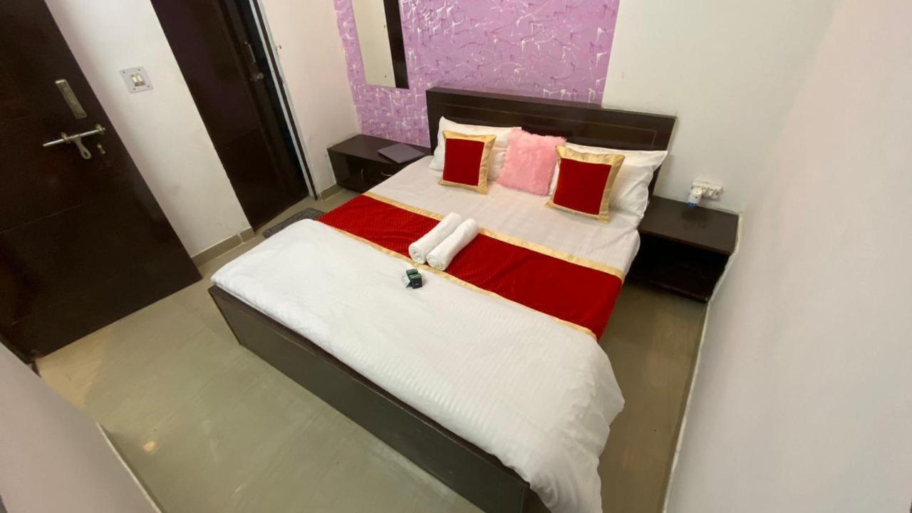 Travel Monkey Hostel Agra  Dış mekan fotoğraf
