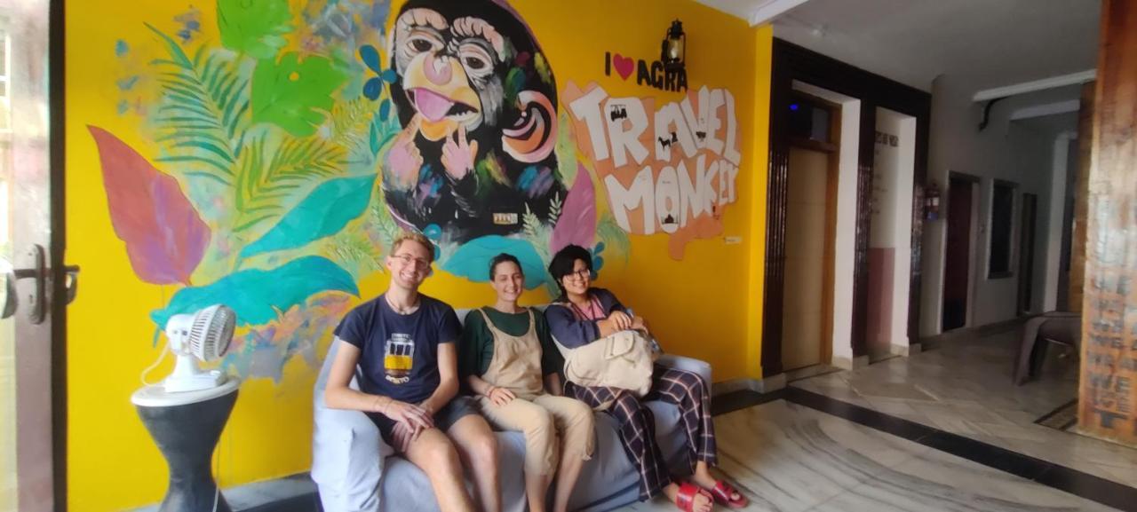 Travel Monkey Hostel Agra  Dış mekan fotoğraf
