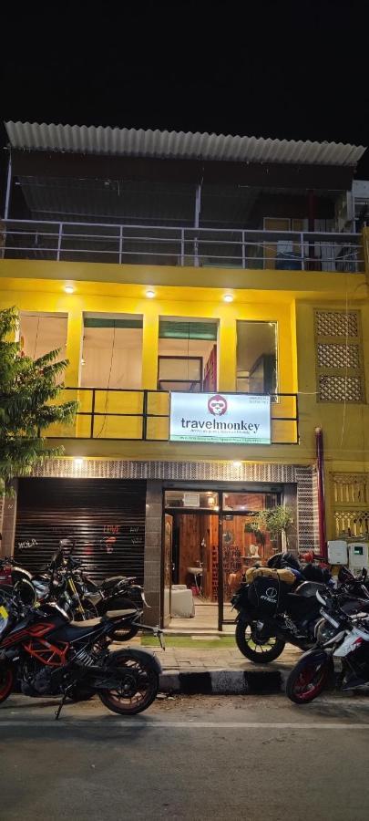 Travel Monkey Hostel Agra  Dış mekan fotoğraf