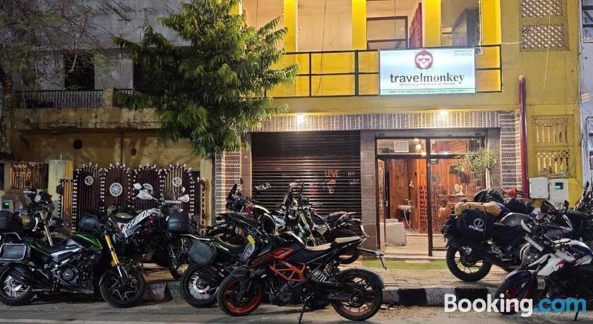 Travel Monkey Hostel Agra  Dış mekan fotoğraf